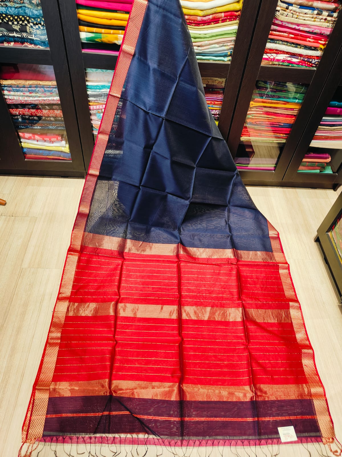 Maheshwari Silk Saree With Contrast Blouse