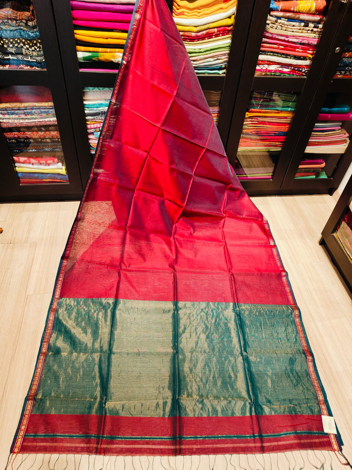 Maheshwari Silk Saree With Contrast Blouse