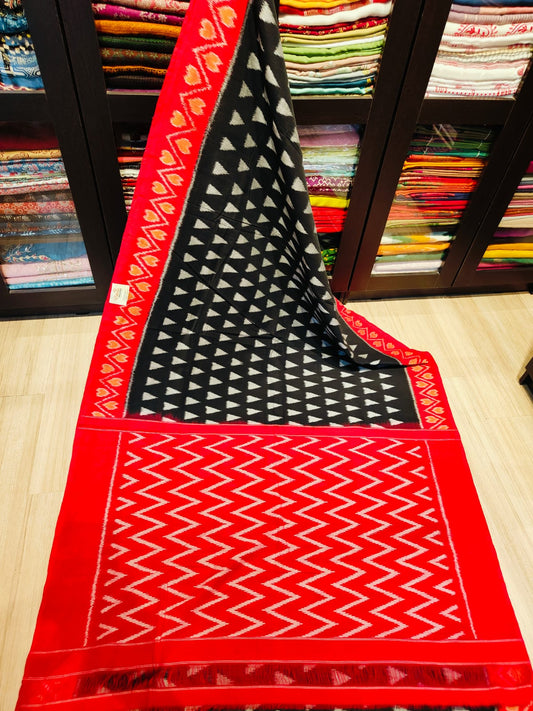 Pochampally Cotton Sarees With Running Blouse