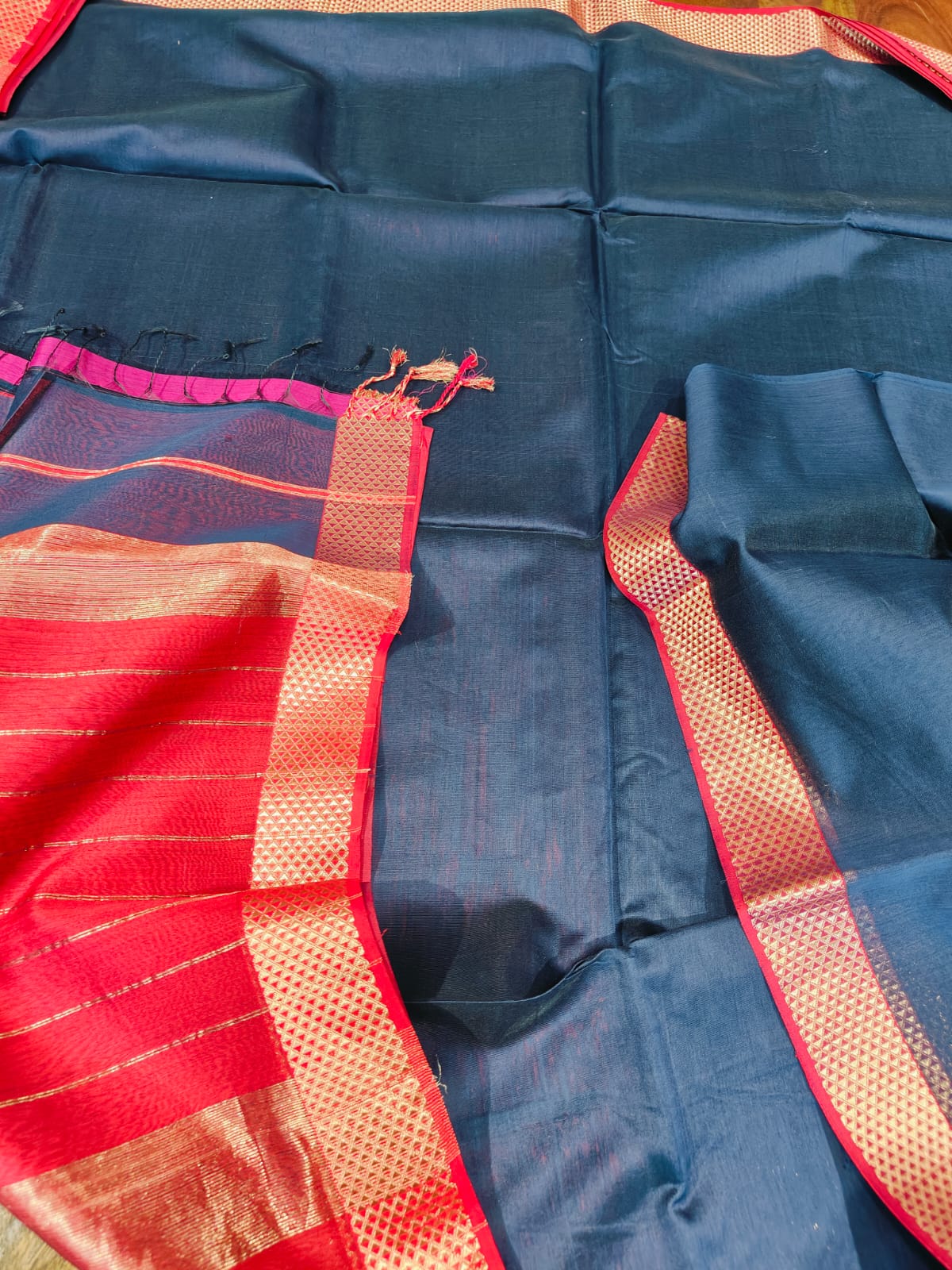 Maheshwari Silk Saree With Contrast Blouse