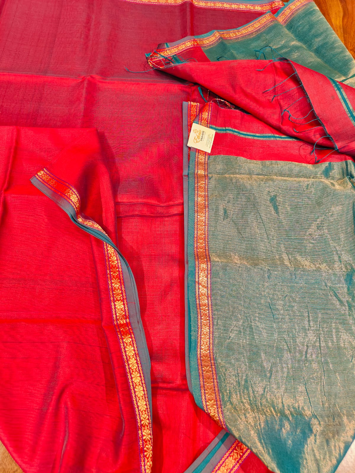 Maheshwari Silk Saree With Contrast Blouse