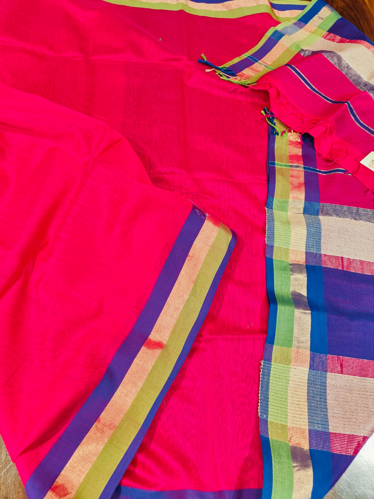 Maheshwari Silk Saree With Contrast Blouse