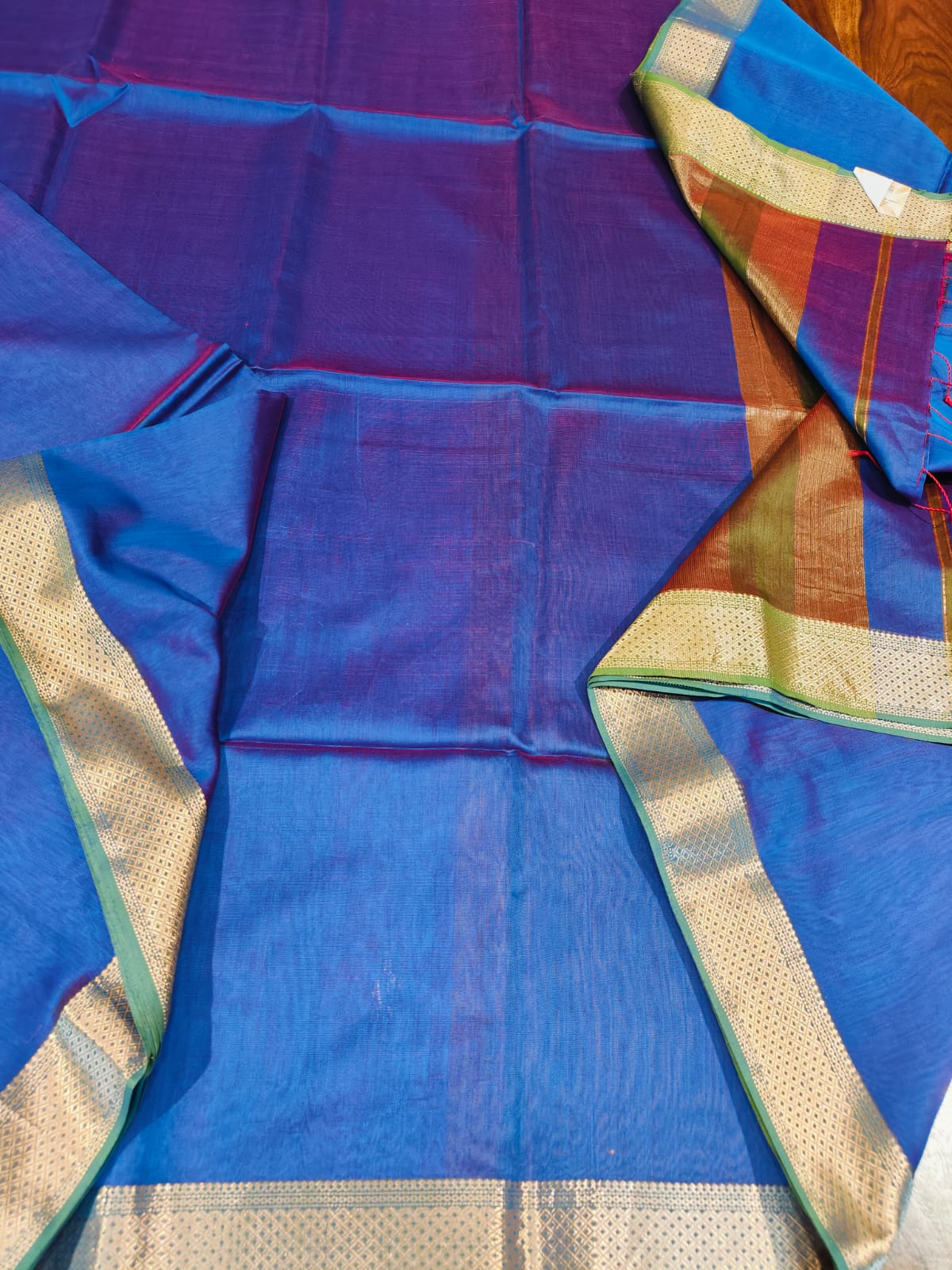 Maheshwari Silk Saree With Contrast Blouse