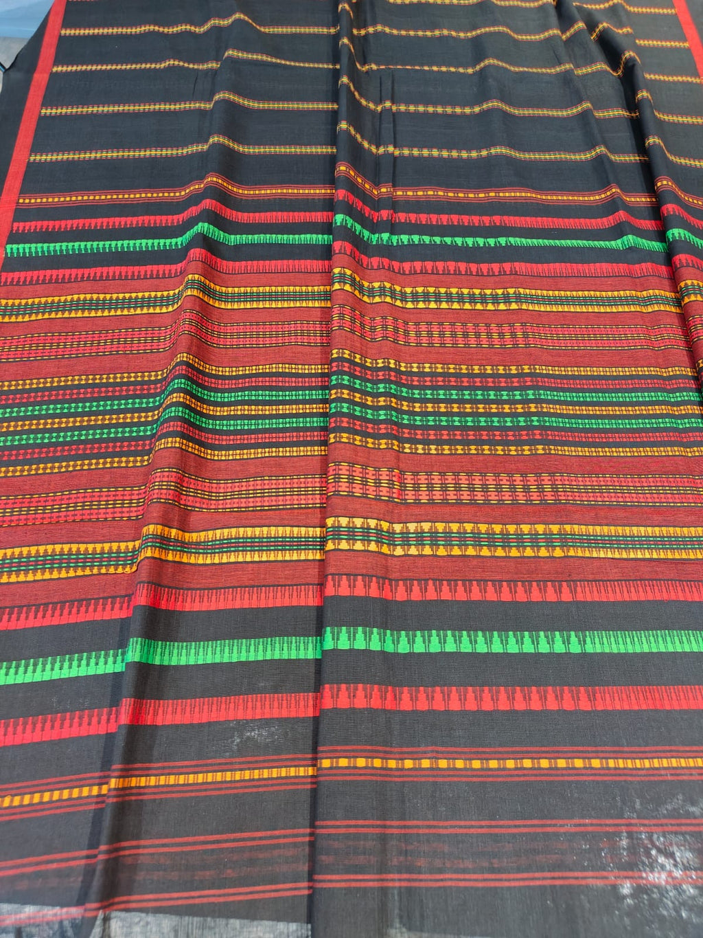 Begumpuri Cotton Saree With Running Blouse