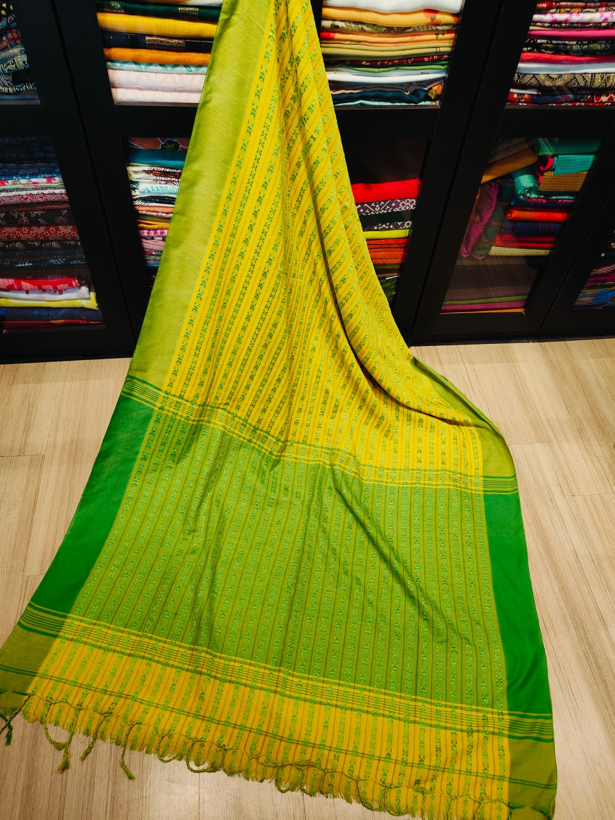 Pure Dhaniya Khali Cotton Sarees With Running Blouse