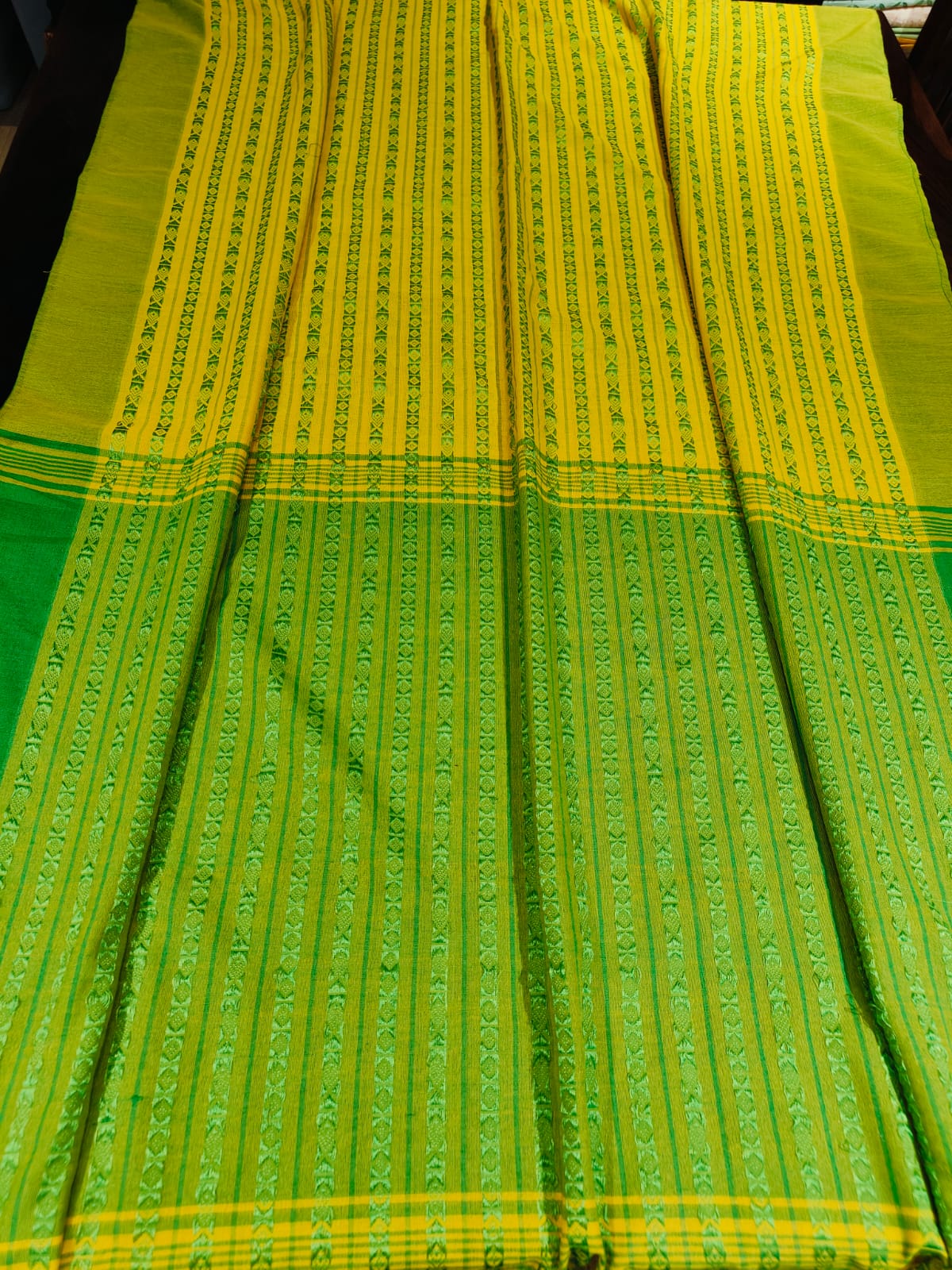 Pure Dhaniya Khali Cotton Sarees With Running Blouse