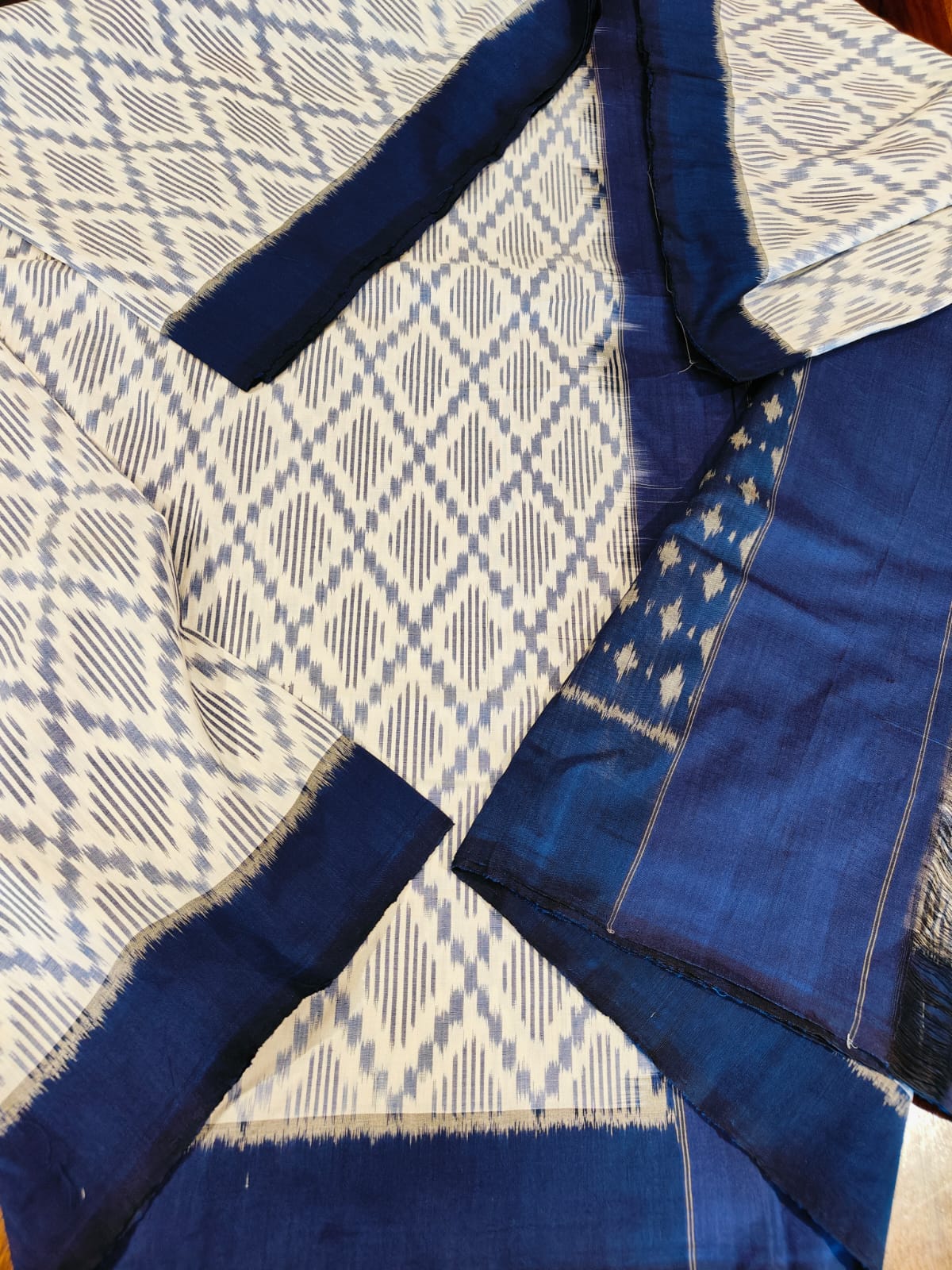 Pochampally Cotton Sarees With Running Blouse